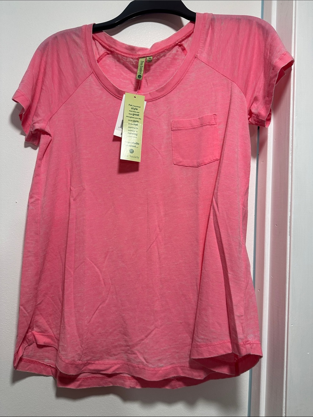 Women’s Free Society gym tee